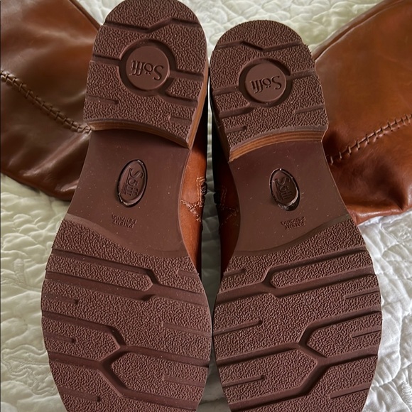 Brown Leather Knee High Boots by Sofft with Zipper Closure On Side.New.Sz-8M. - Picture 7 of 13